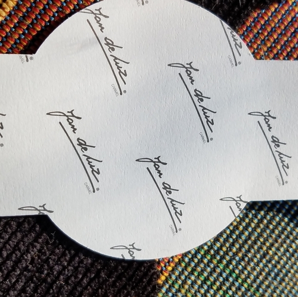 Jan de Luz: 25 fancy place cards/napkin rings NWOT - Picture 3 of 5